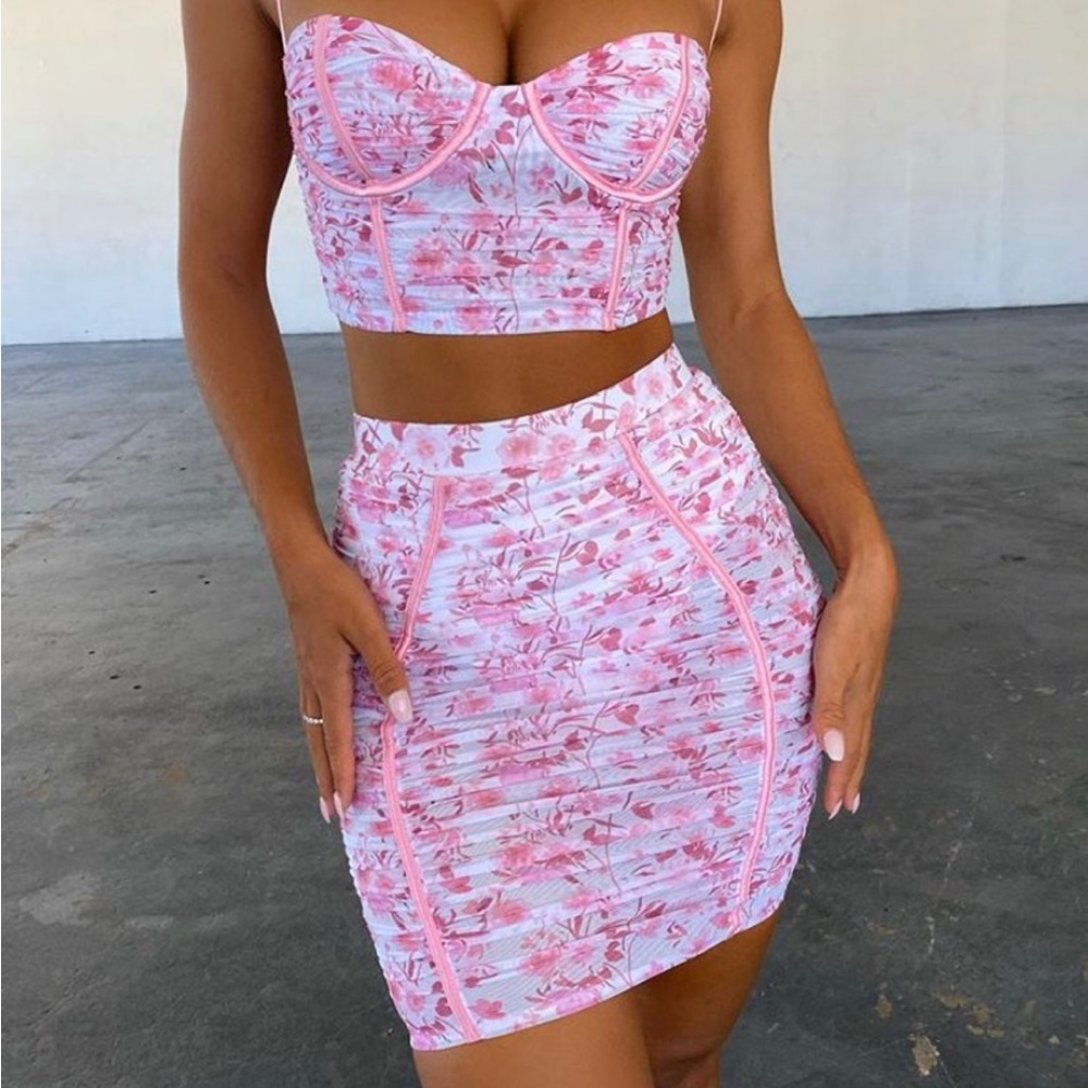Oh Better together skirt size US 4